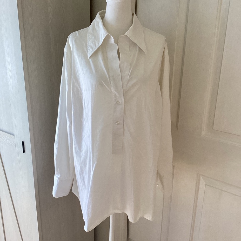 I.E. Women's White Button Down Tunix Sz 22W